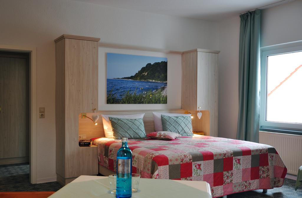Hotel Haus Moenchgut 티소브 외부 사진