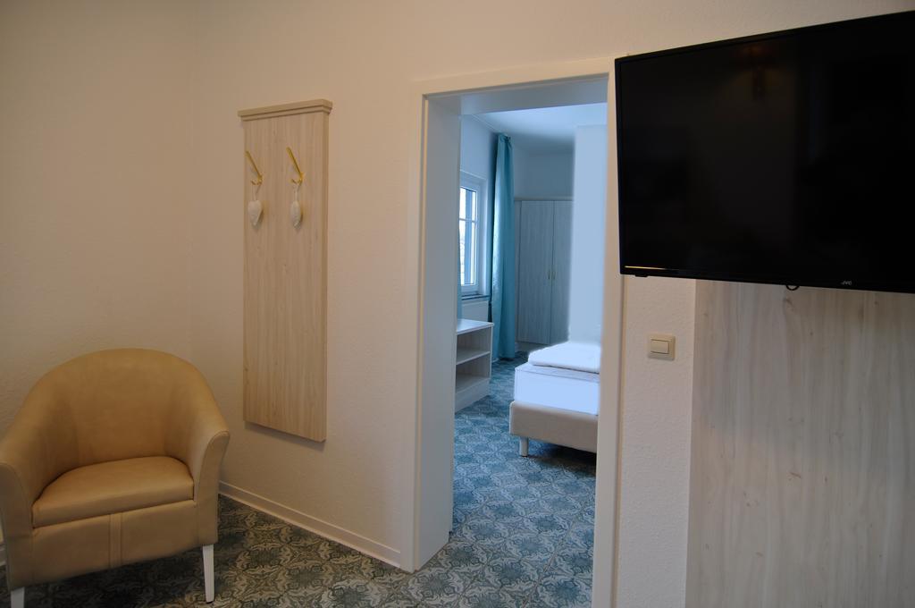 Hotel Haus Moenchgut 티소브 외부 사진