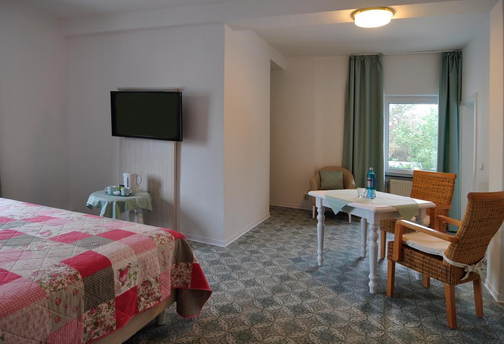 Hotel Haus Moenchgut 티소브 외부 사진