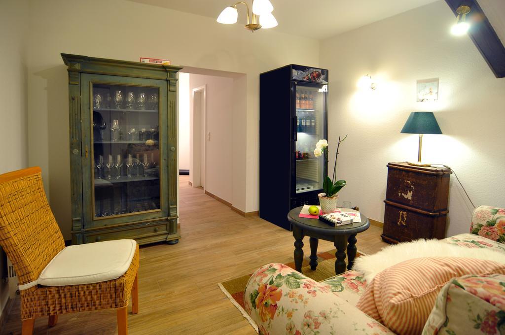 Hotel Haus Moenchgut 티소브 외부 사진